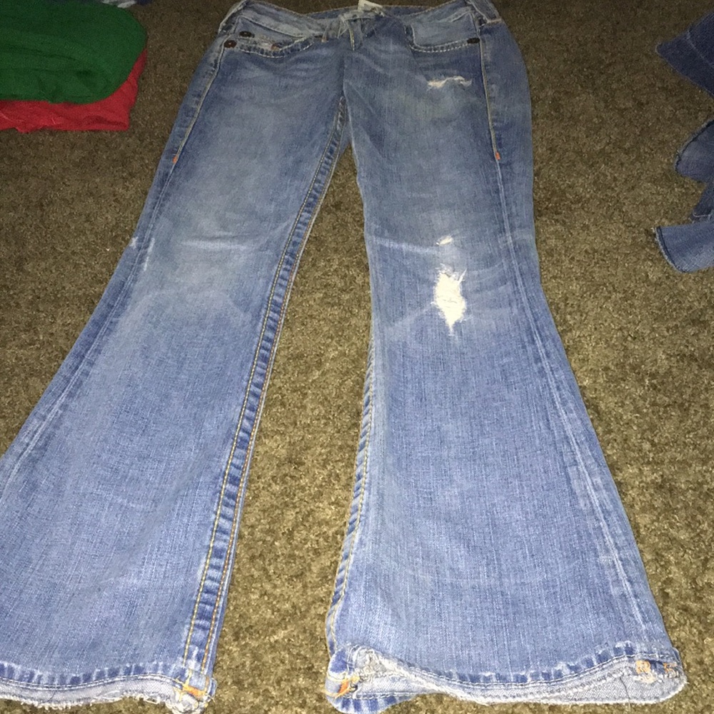 Jeans